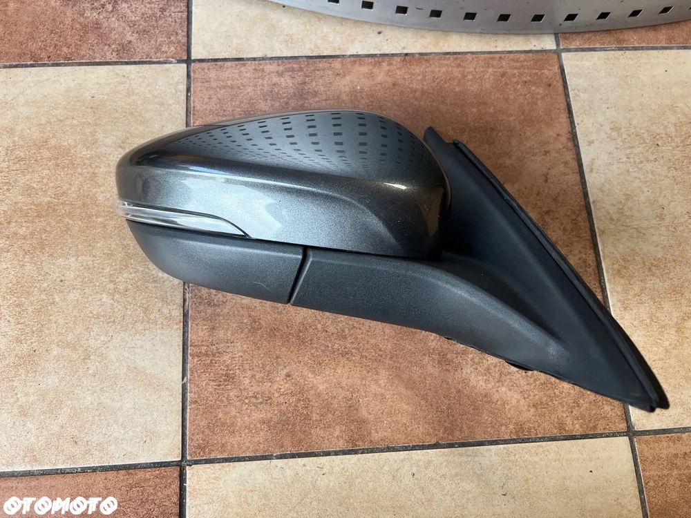 LUSTERKO ZEWNĘTRZNE PRAWE 10 PINÓW FORD FOCUS MK4 LIFT ST LINE 2020 ROK ORYGINAŁ SUPER STAN NUMER LAKIERU BJ EUROPA - 1