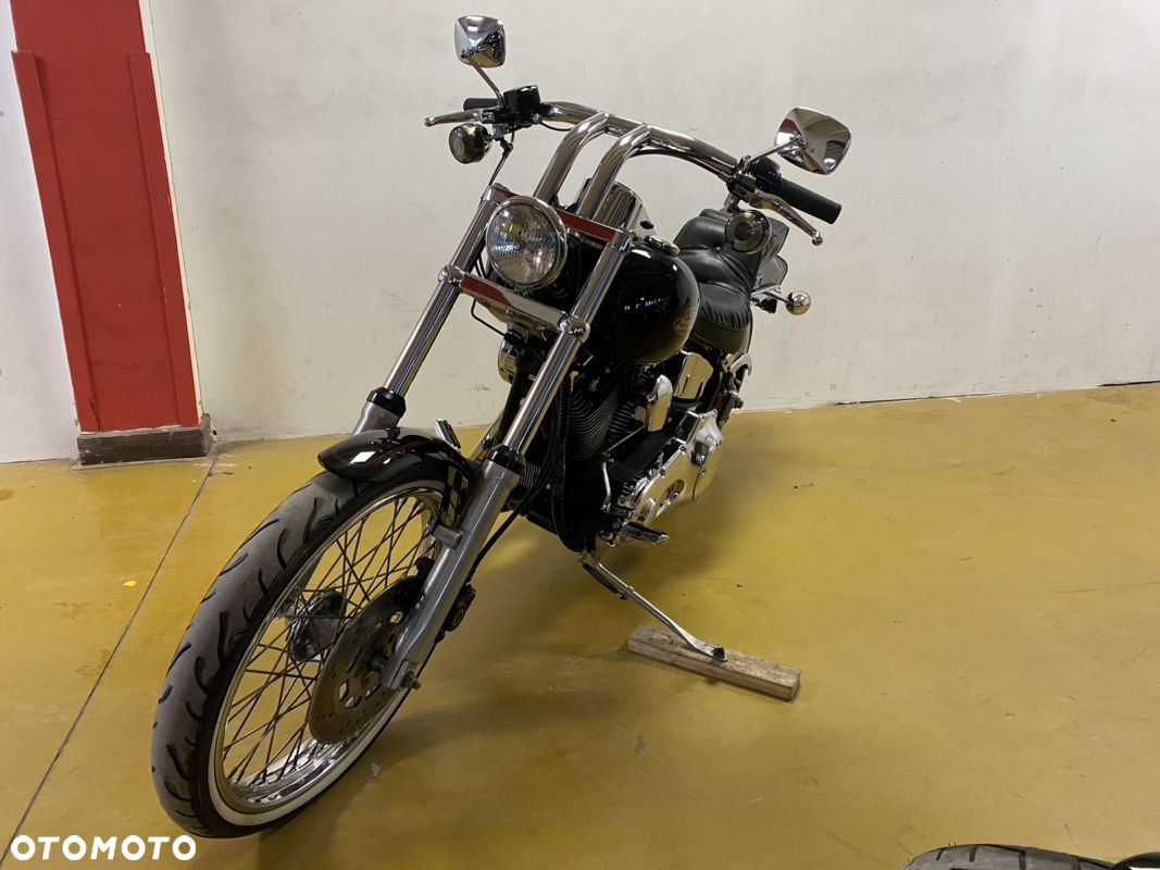 Harley-Davidson Softail Custom - 5