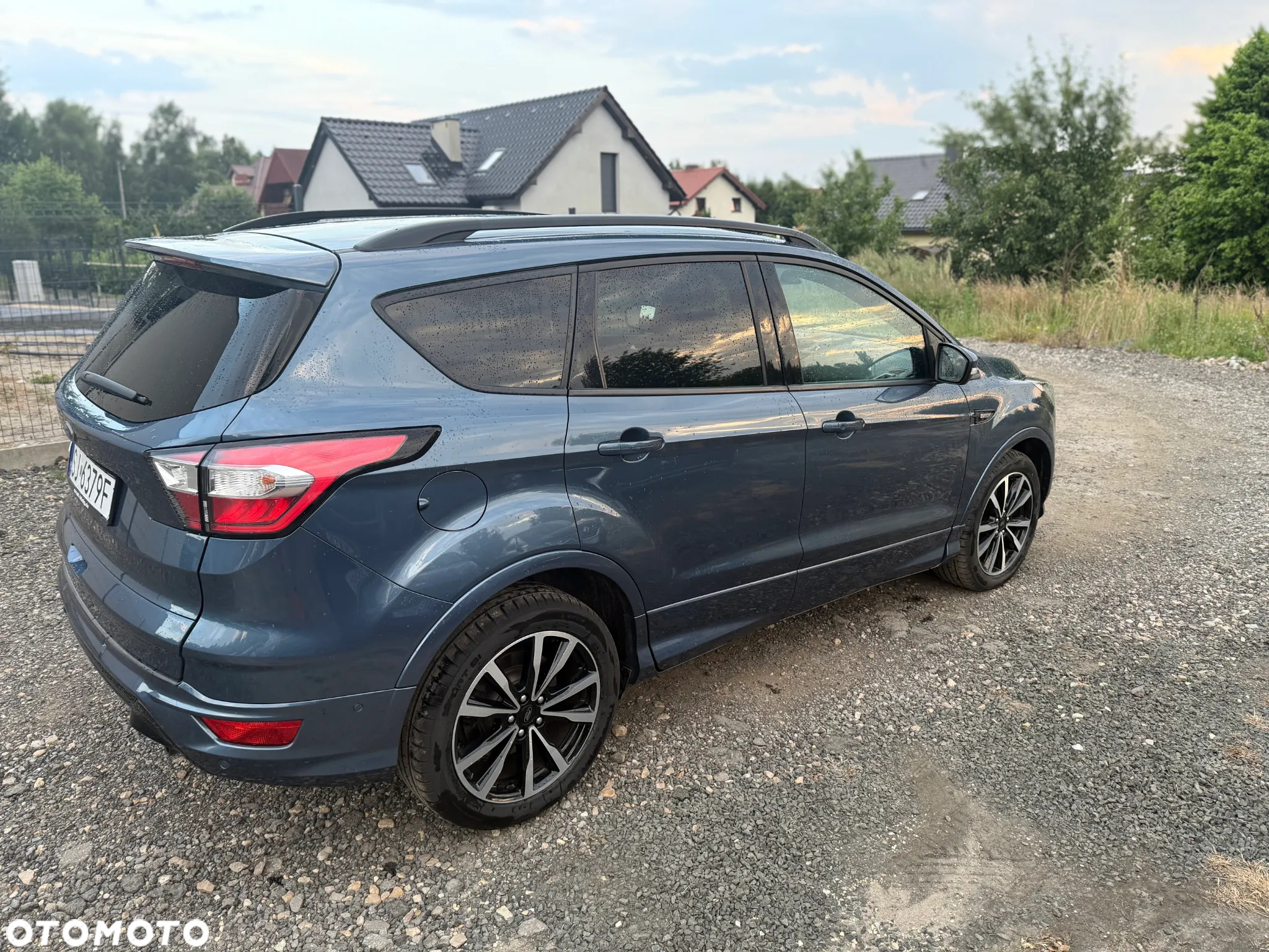 Ford Kuga 1.5 EcoBoost 2x4 ST-Line - 24