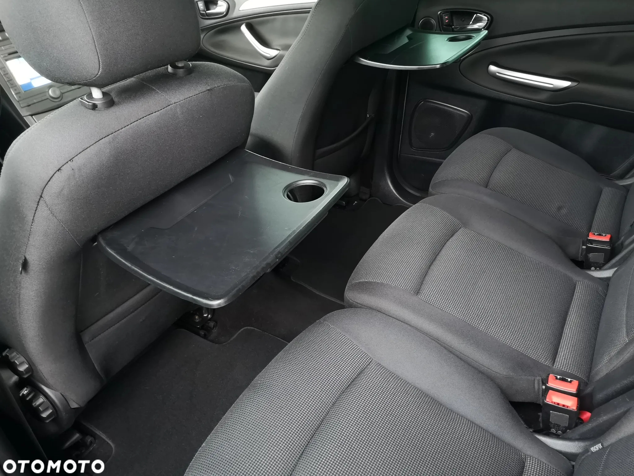 Ford S-Max - 21