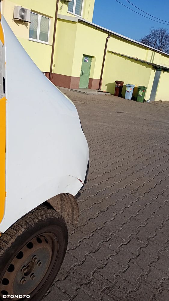 F.V Renault Master III BŁOTNIK LEWY BIAŁY Opel Movano B MASTER III MOVANO B BŁOTNIK PRAWY BIAŁY - 2