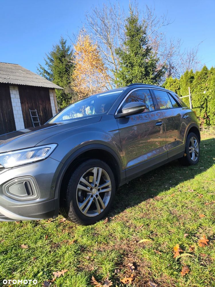 Volkswagen T-Roc - 8