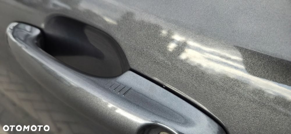 Ford Focus 1.0 EcoBoost Start-Stopp-System ST-LINE DESIGN - 22