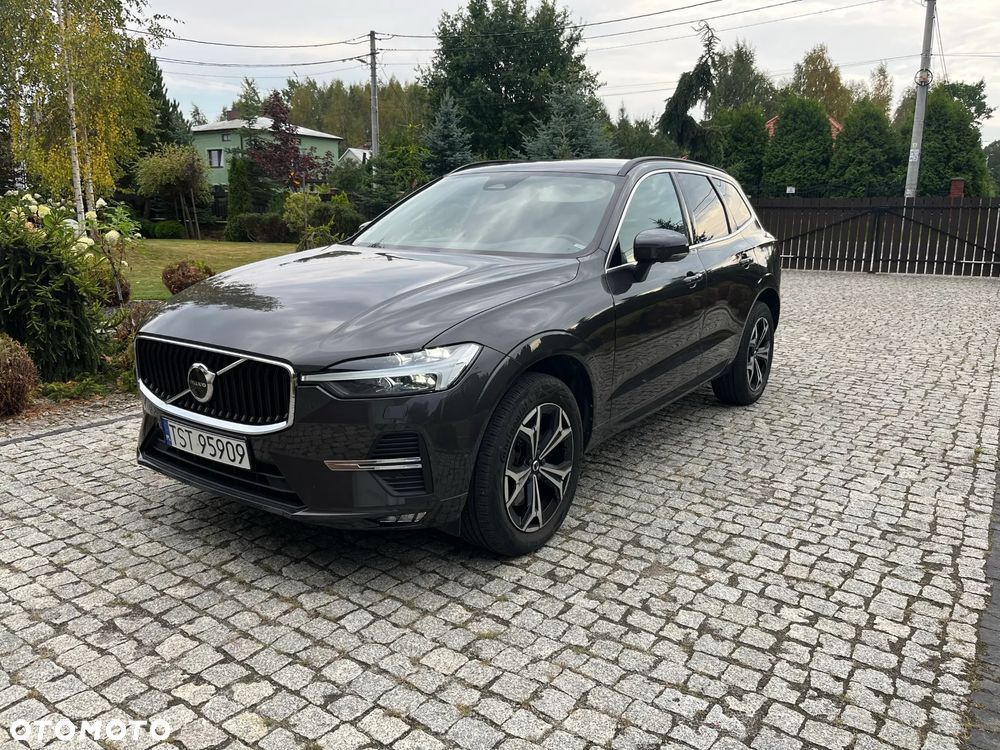 Volvo XC 60 B4 D AWD Geartronic Momentum Pro - 3