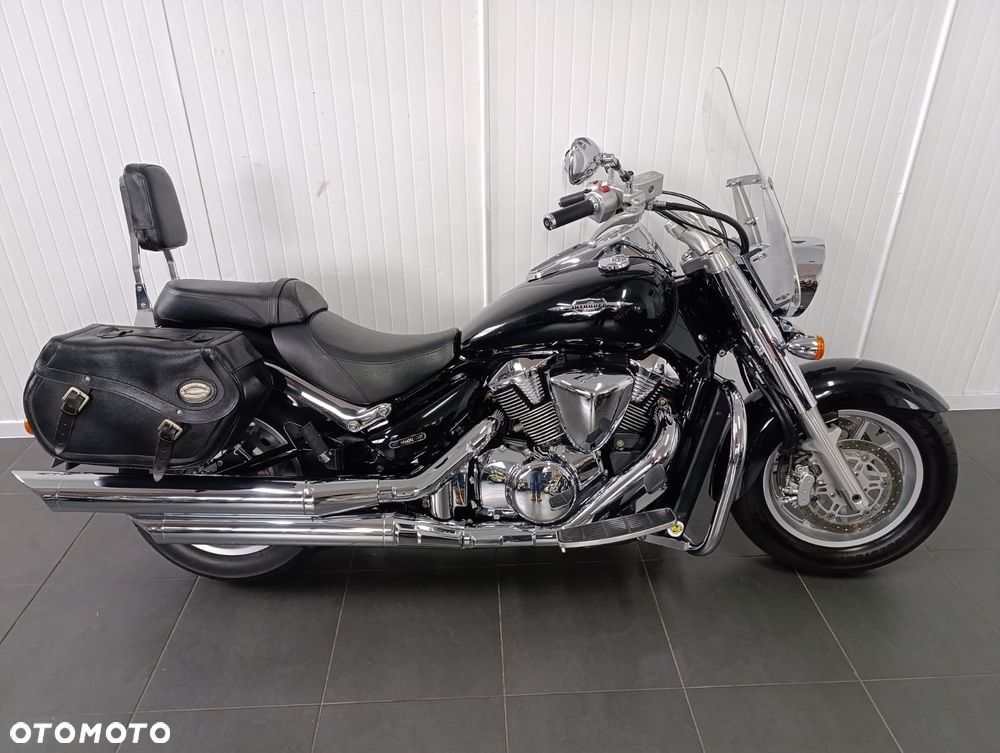 Suzuki Intruder - 2