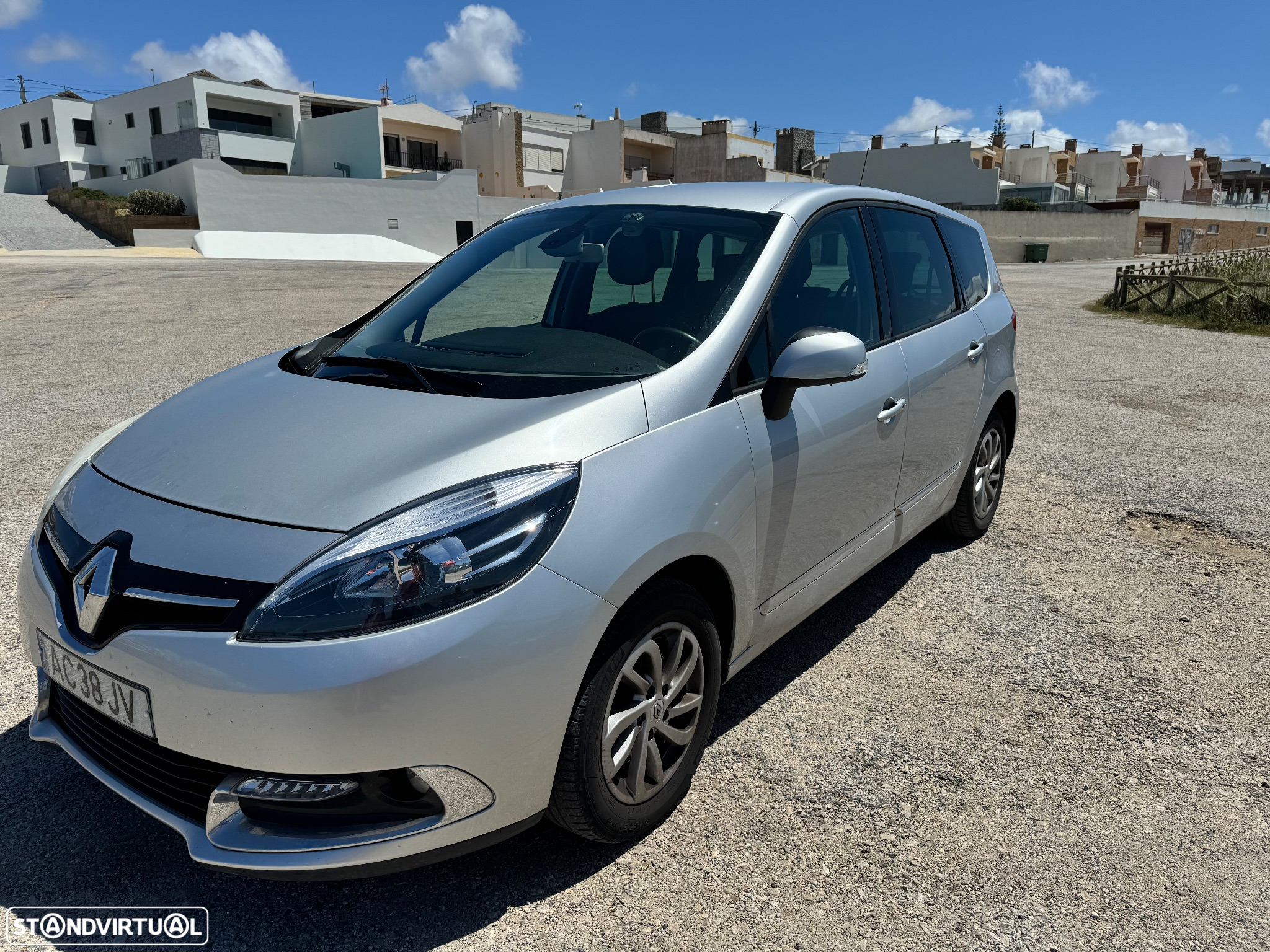 Renault Grand Scénic 1.5 dCi Dynamique S SS - 4