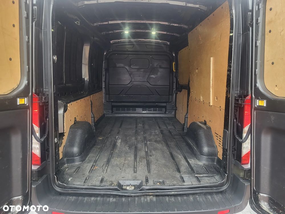 Ford Transit - 13