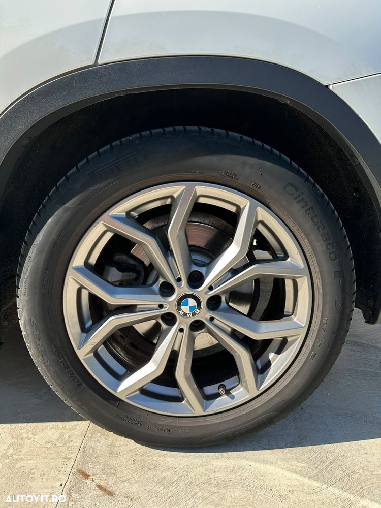 BMW X3 xDrive20d AT Luxury Line - 7