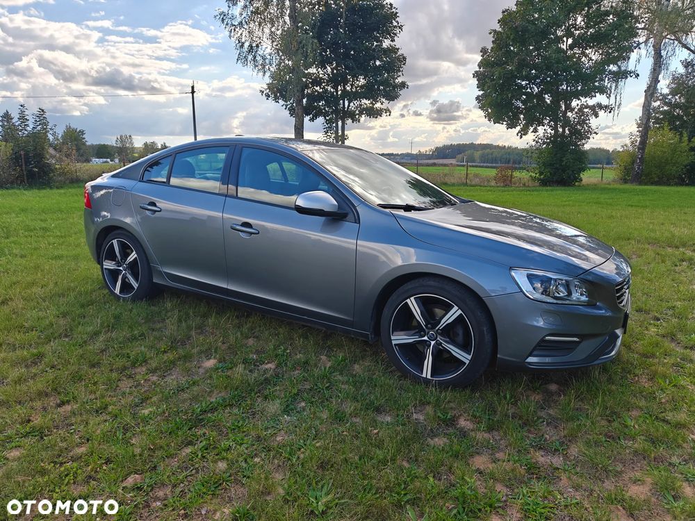 Volvo S60 D2 Drive-E R-Design Momentum - 2