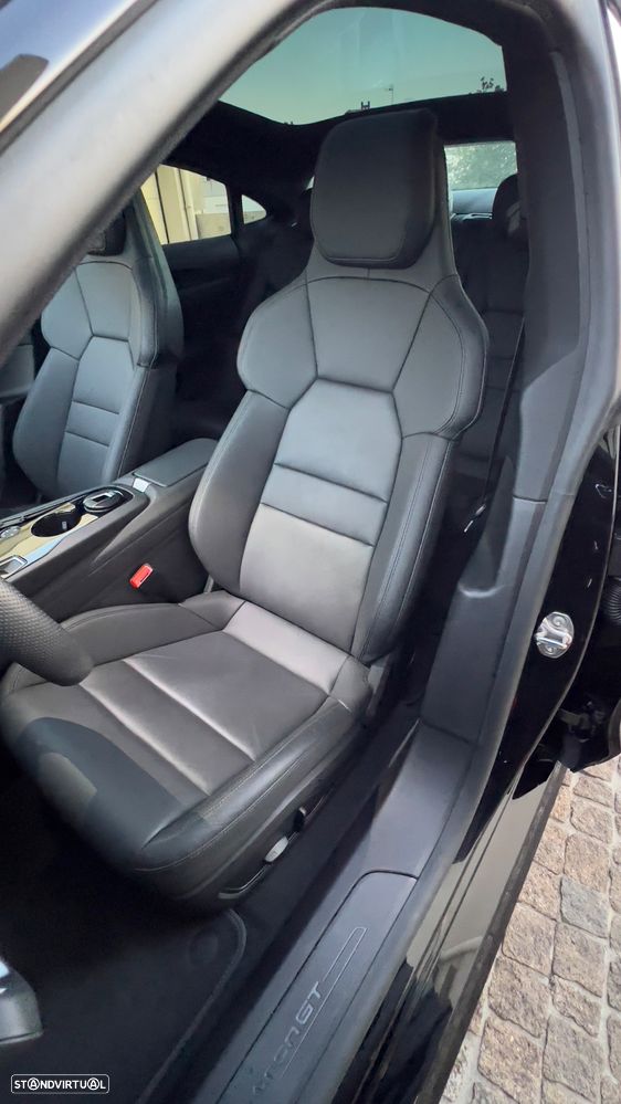 Audi e-tron GT quattro - 28