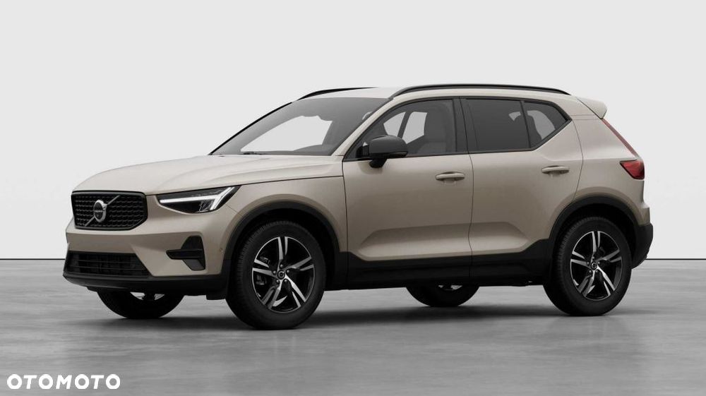 Volvo XC 40 B3 Plus Dark - 1