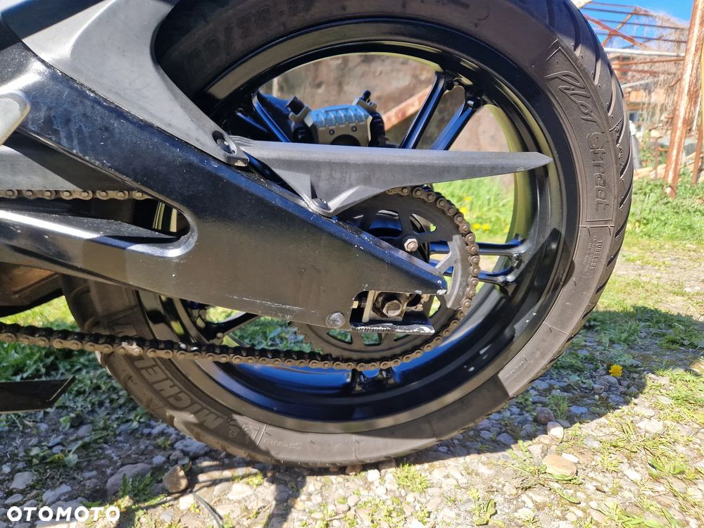 Yamaha R125 - 22