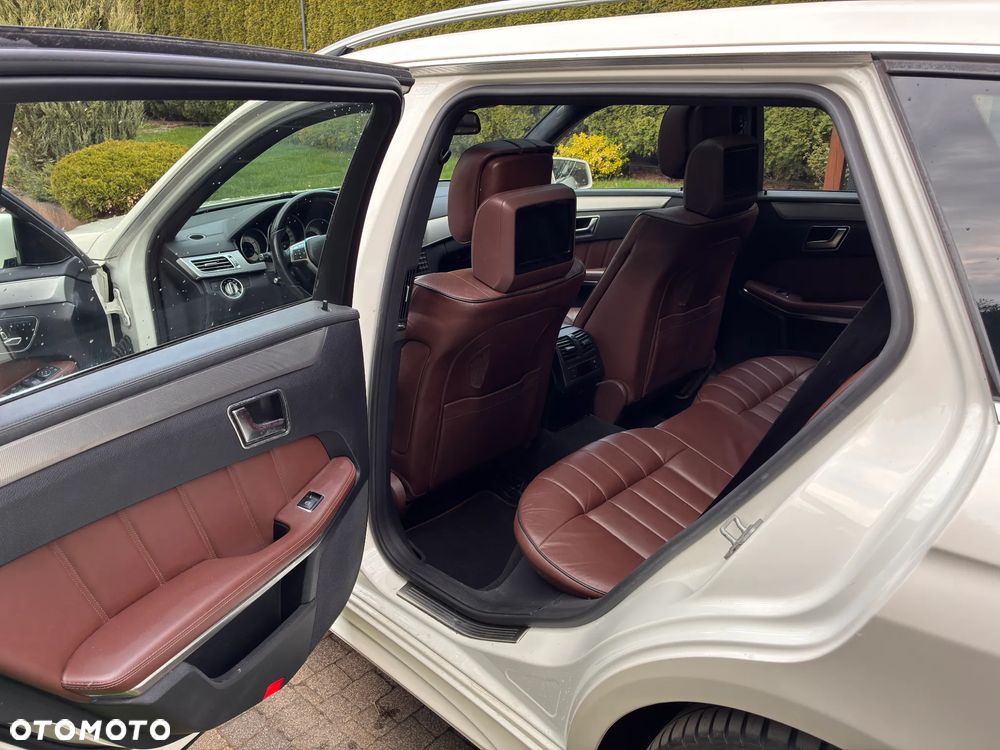 Mercedes-Benz Klasa E - 8