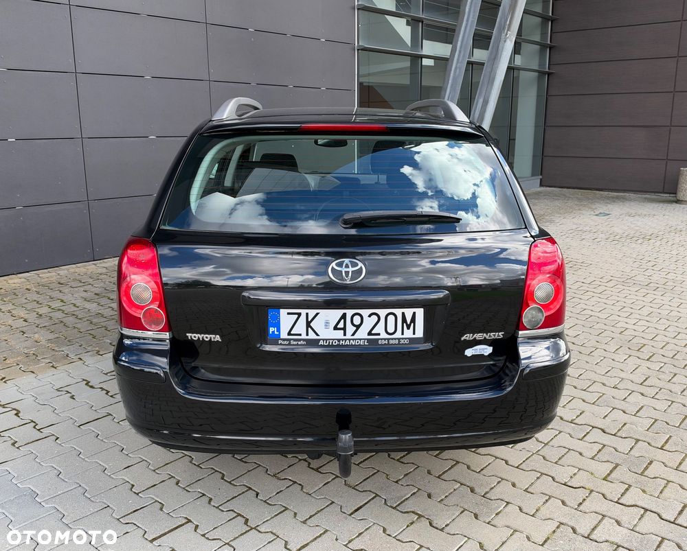 Toyota Avensis 1.8 VVT-i Sol - 10