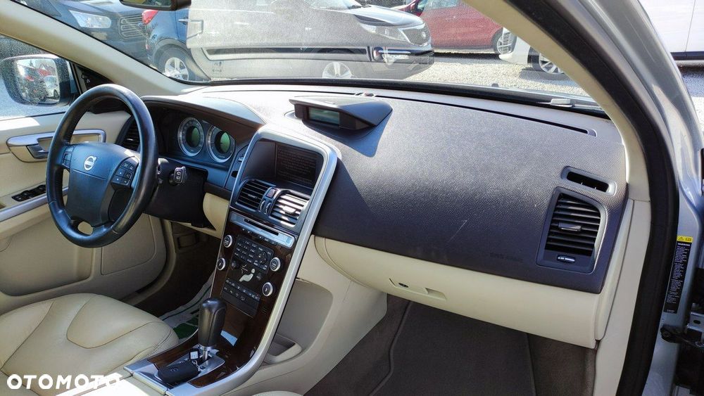 Volvo XC 60 - 26