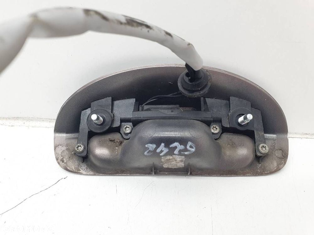 KLAMKA MIKROSTYK KLAPY TYŁ TYLNEJ BAGAŻNIKA NISSAN MICRA III K12 - 4