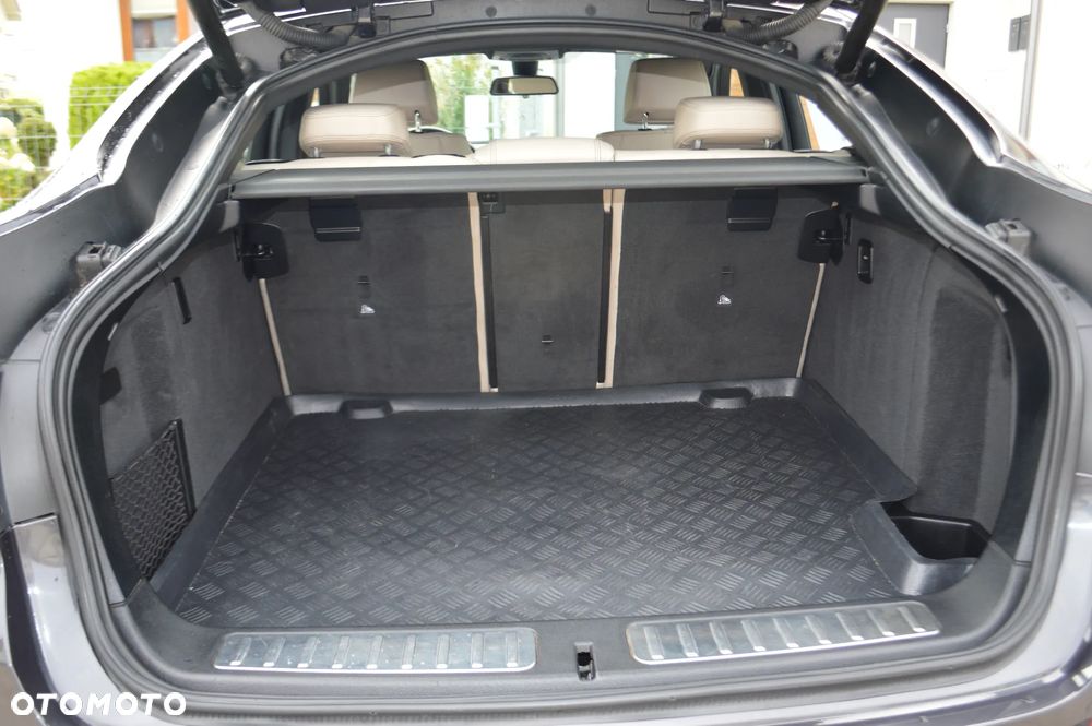 BMW X4 xDrive20d - 9