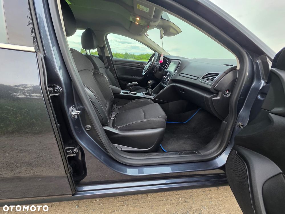Renault Megane 1.5 Blue dCi Intens - 16