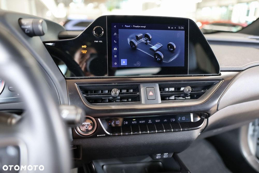 Lexus UX - 24