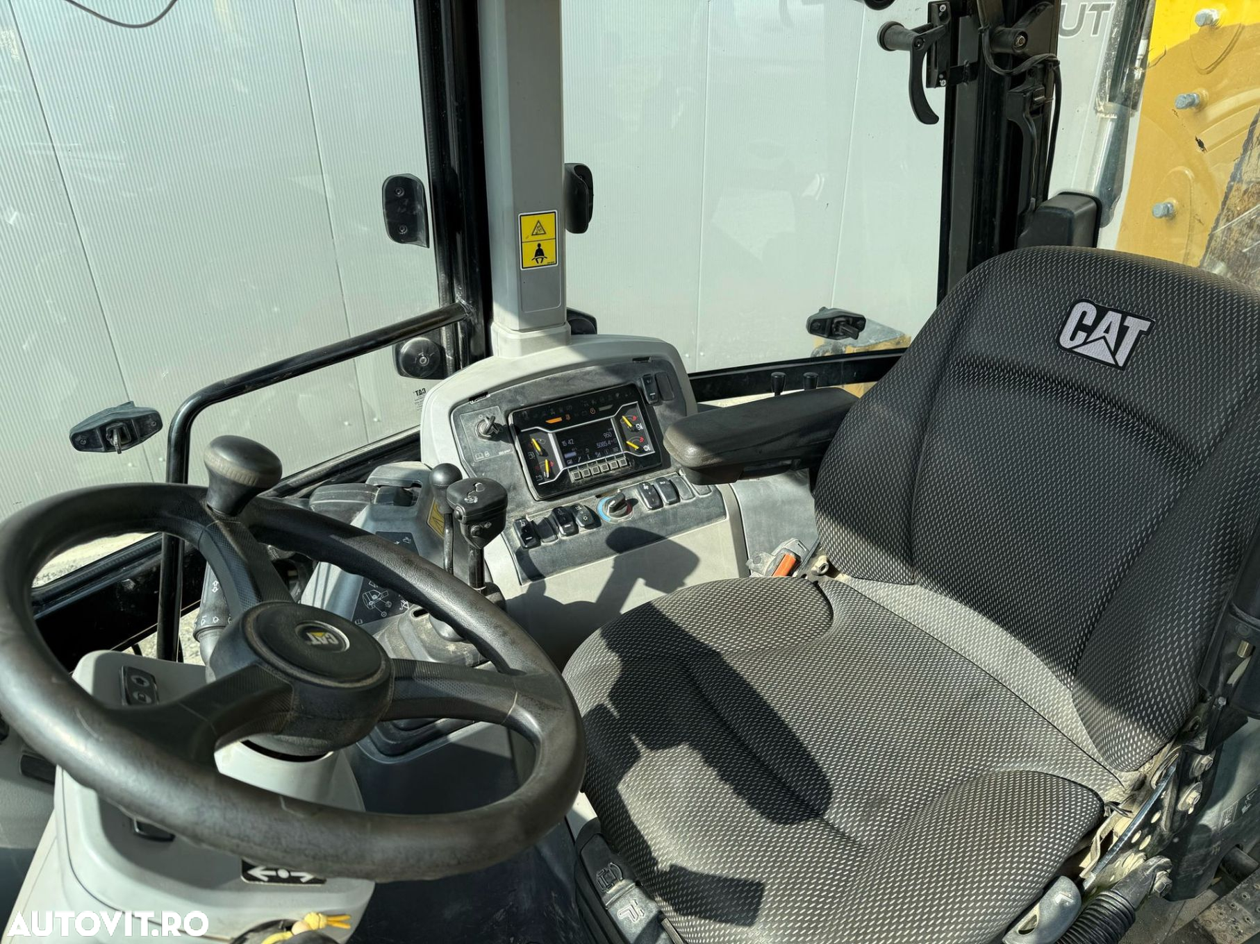 Cat 428 Buldoexcavator - 8
