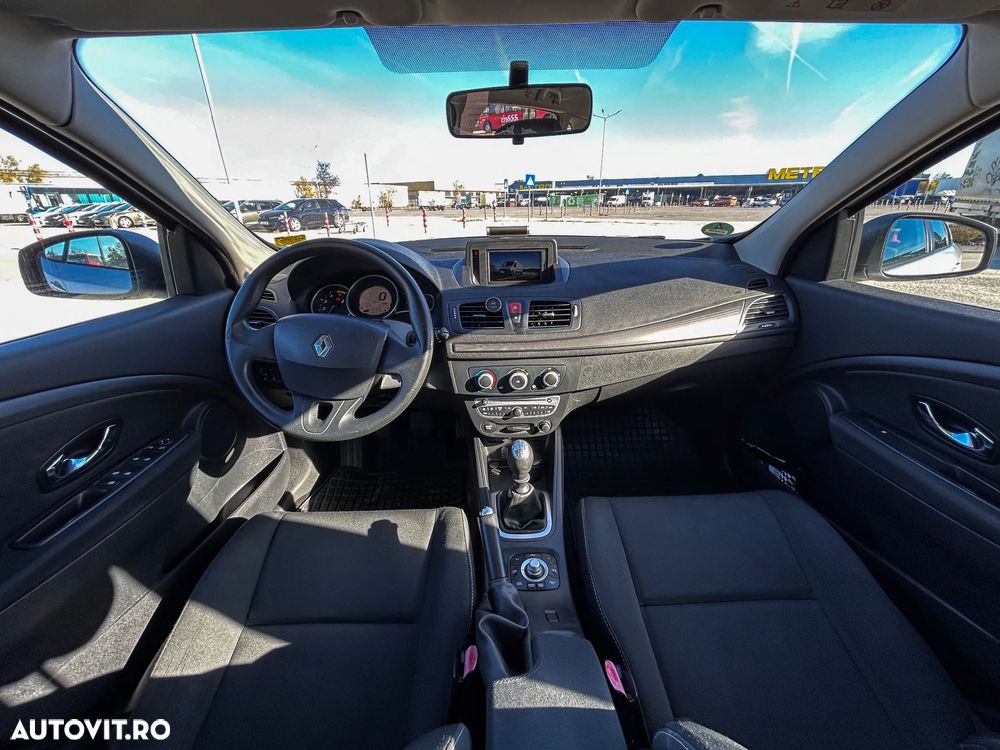 Renault Megane 1.5 dCi Dynamique - 8