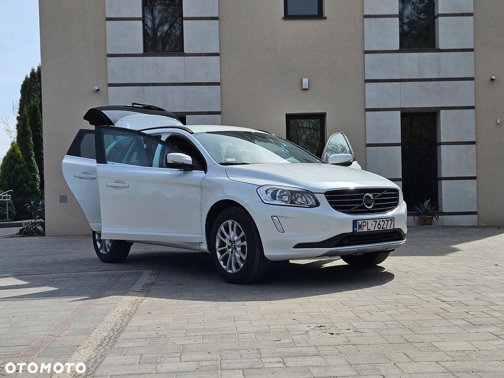 Volvo XC 60 D4 Momentum - 4