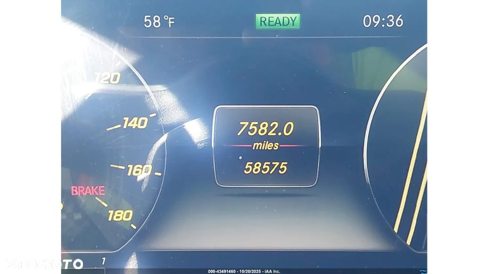 Mercedes-Benz CLS - 12