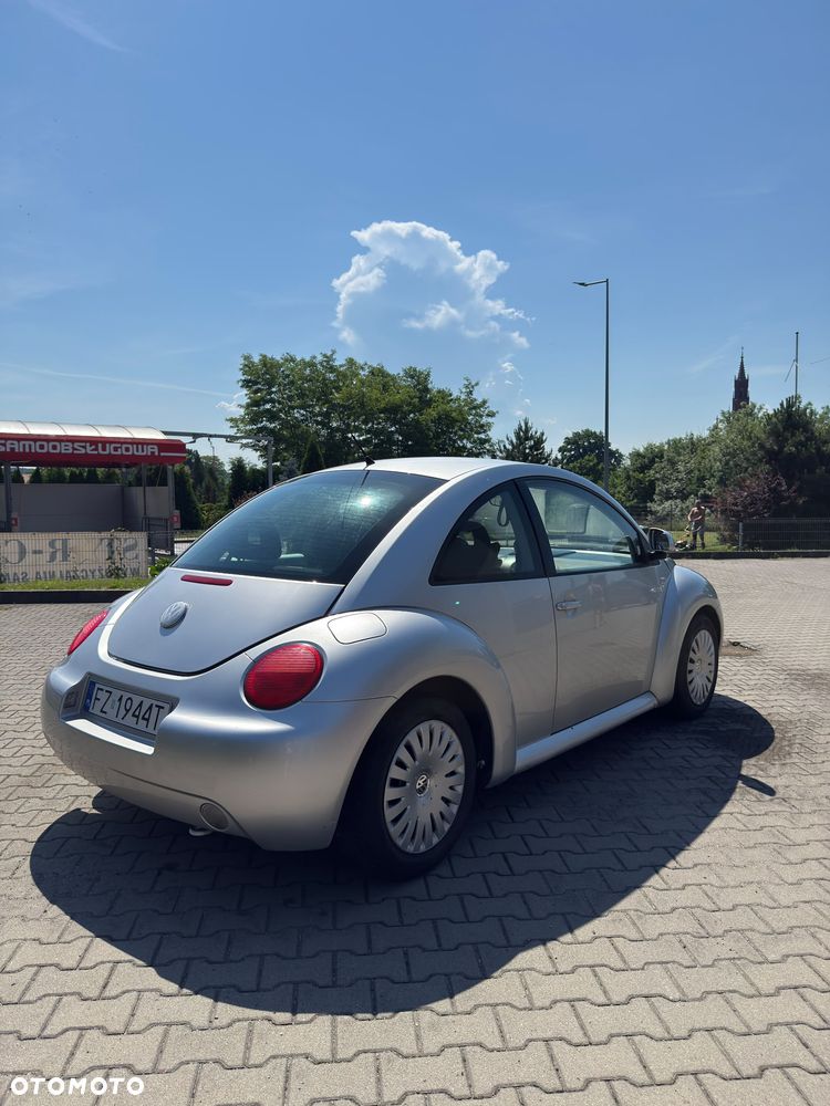 Volkswagen New Beetle 1.9 TDI - 11