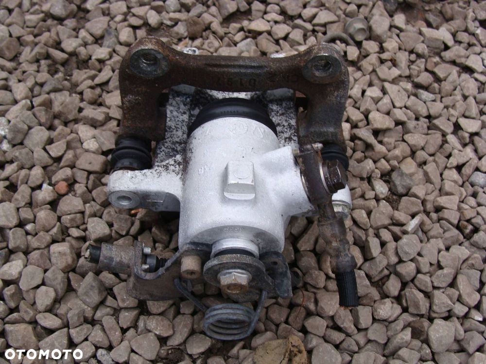 zacisk hamulcowy prawy tył audi a4 b6 - 5