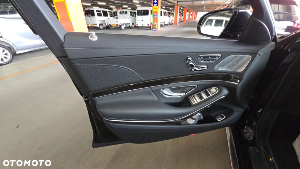 Mercedes-Benz Klasa S 63 AMG 4-Matic L - 33