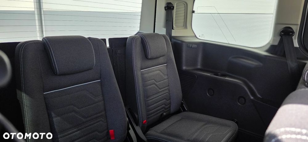Ford Tourneo Connect 1.5 TDCi Start-Stop Titanium - 12