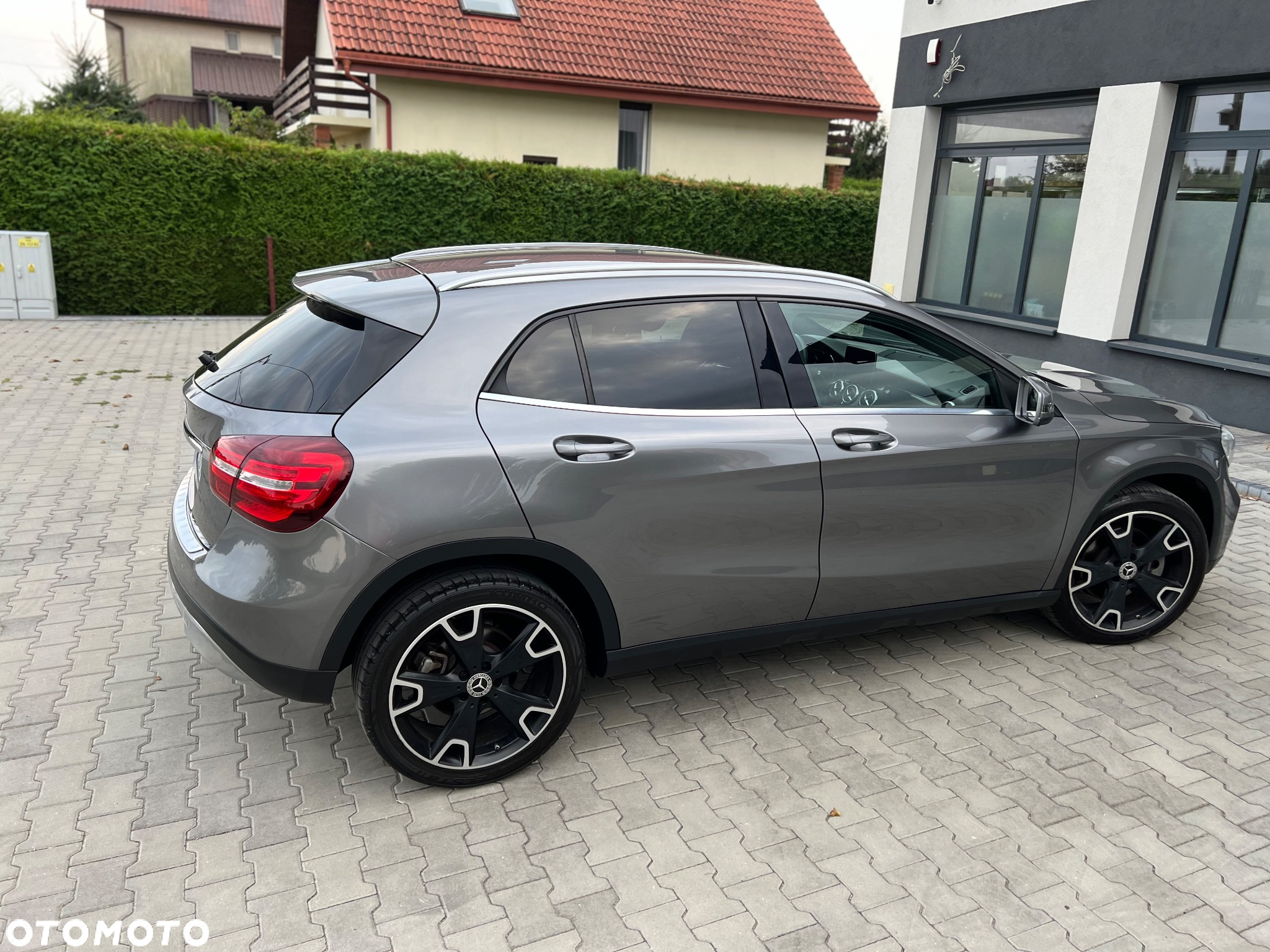 Mercedes-Benz GLA 250 7G-DCT AMG Line - 28
