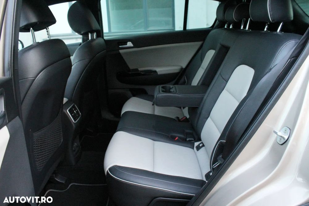 Kia Sportage 1.6 T-GDI 7DCT 4x4 GT Line - 7