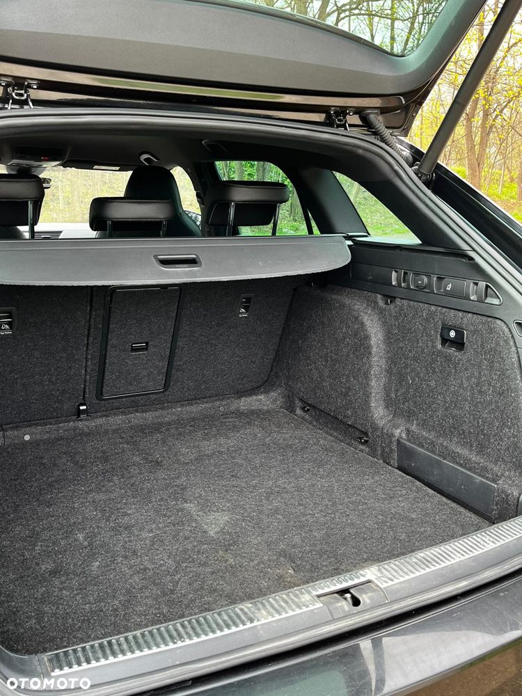 Skoda Superb 2.0 TDI SCR 4x4 Sportline DSG - 32