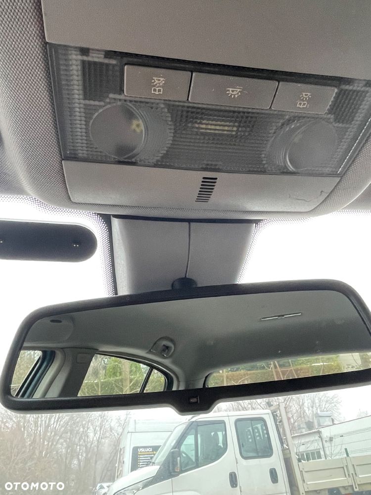 Opel Astra 1.6 Sport Easytronic - 20