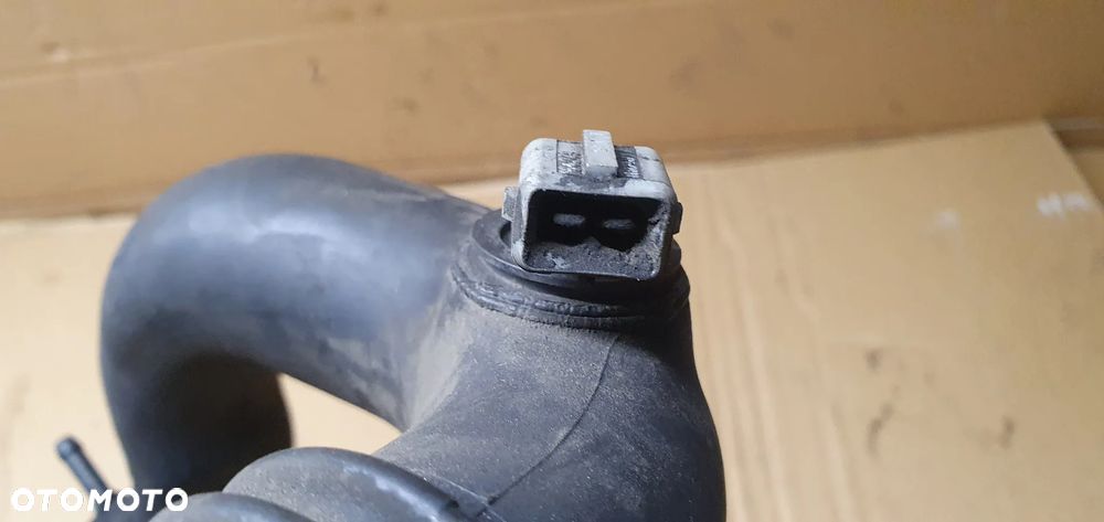 Przewód wąż rura intercoolera Dacia Logan I 1.5 DCI 8200469423E 8200590361C - 8