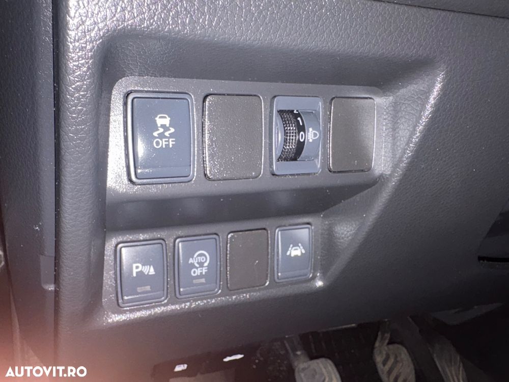 Nissan Qashqai 1.6 DCI Start/Stop Tekna - 9
