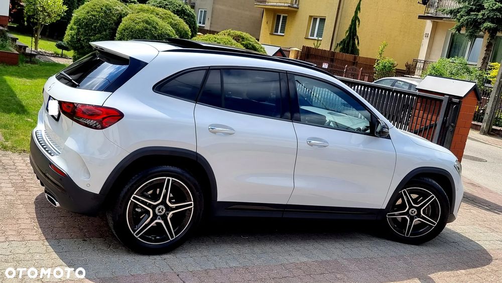 Mercedes-Benz GLA 200 AMG Line - 16
