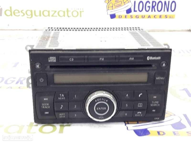 SISTEMA DE ÁUDIO RÁDIO CD NISSAN QASHQAI J10 - 1