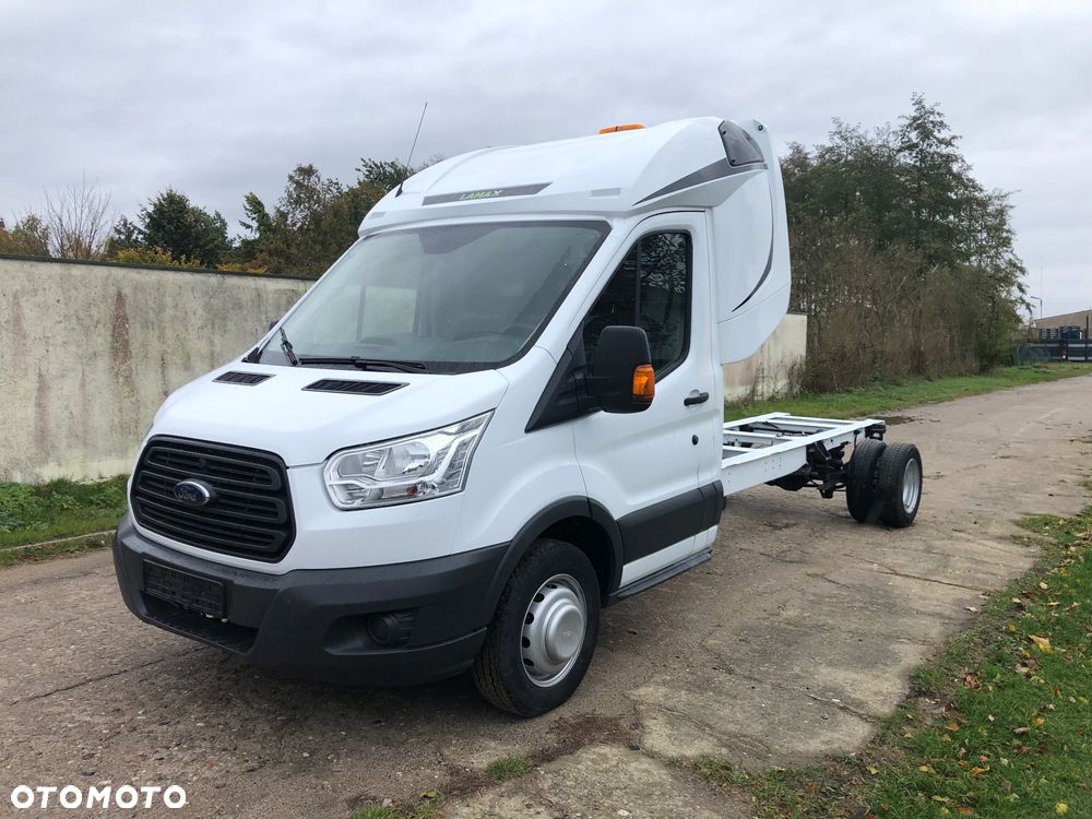 Ford Transit - 1