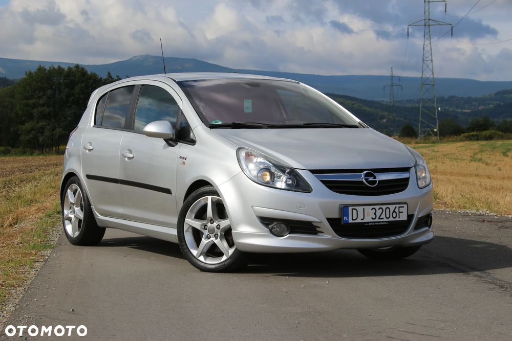 Opel Corsa 1.6T GSI - 8