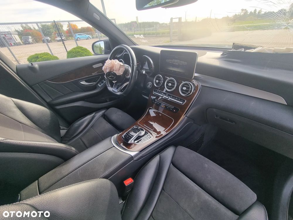 Mercedes-Benz GLC 250 d 4Matic 9G-TRONIC - 15