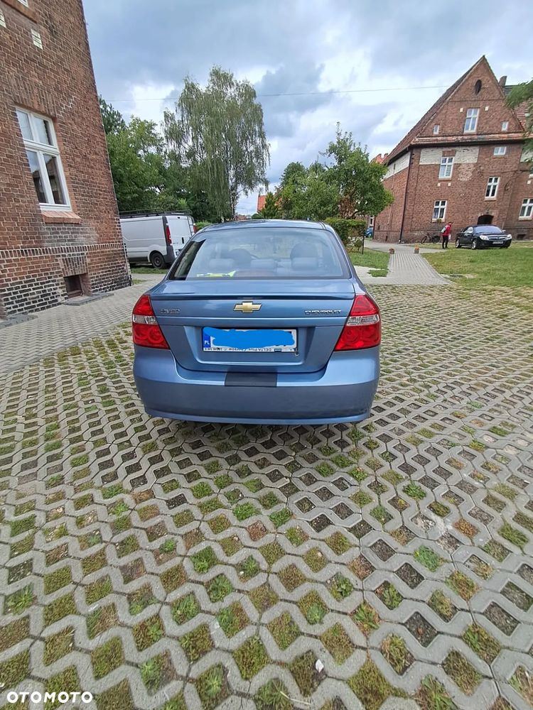 Chevrolet Aveo - 2