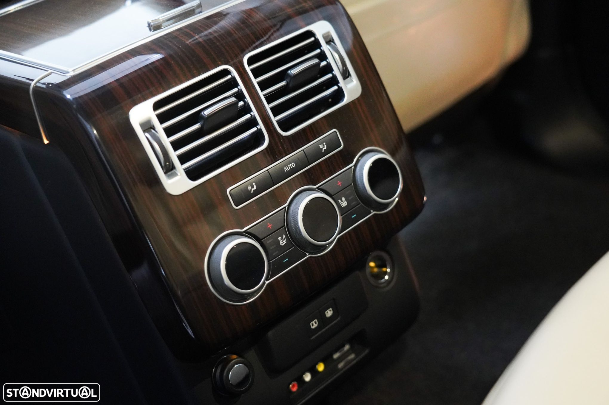 Land Rover Range Rover - 12