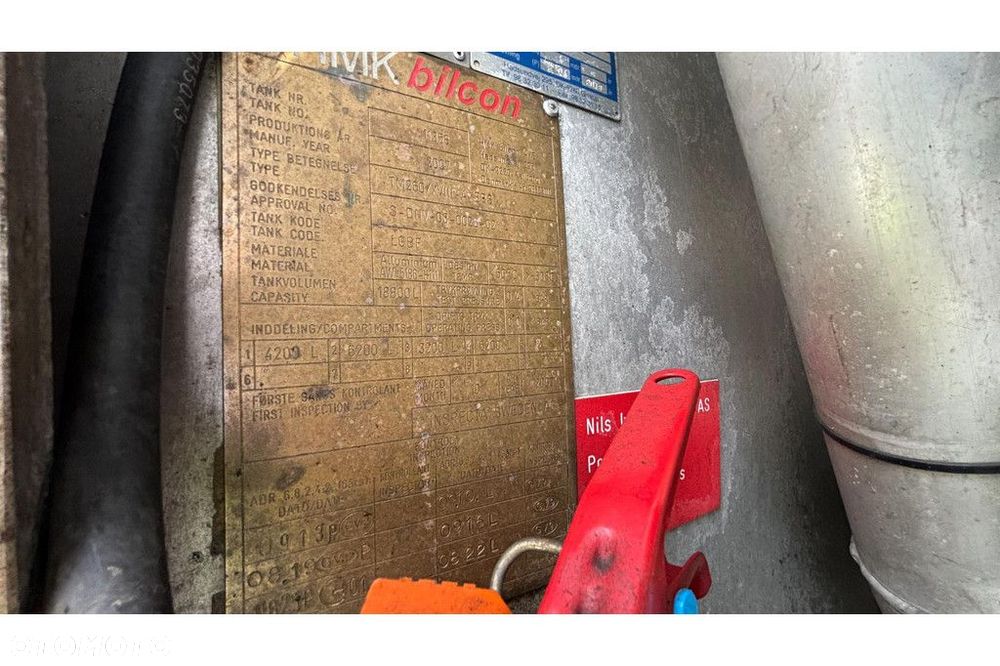 Mercedes-Benz Actros 2553 6x2*4 RETARDER + 18.800 LITERS + ADR - 14