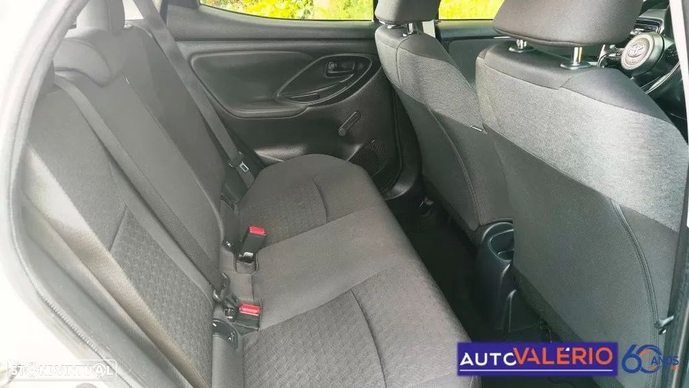 Toyota Yaris 1.5 VVT-i Comfort - 29