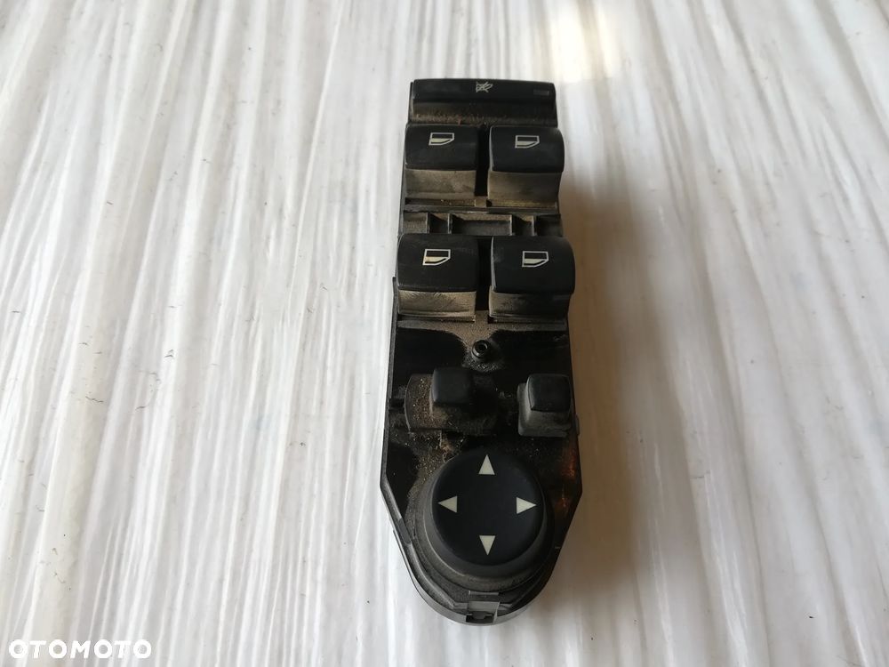 Przełącznik szyb Przód strona prawa BMW 5 E60 E61 6943266 - 1