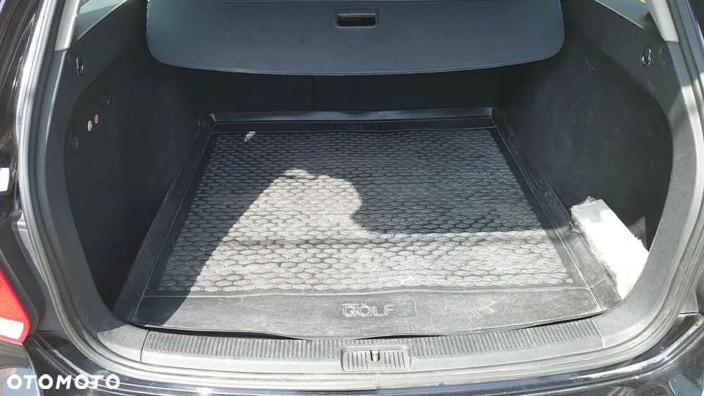 Volkswagen Golf - 12