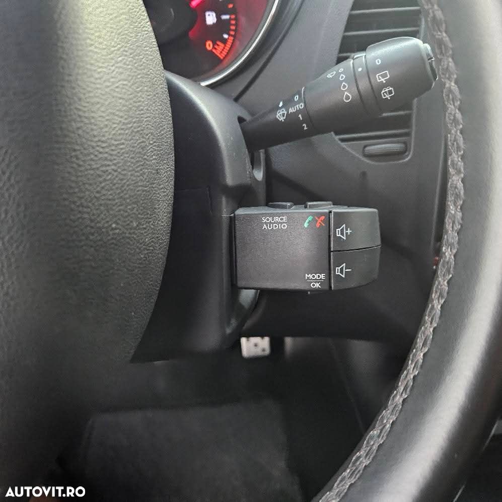 Renault Captur ENERGY TCe 120 EDC XMOD - 12