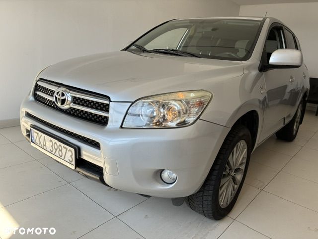 Toyota RAV4 2.2 D-4D 4x4 Executive - 1